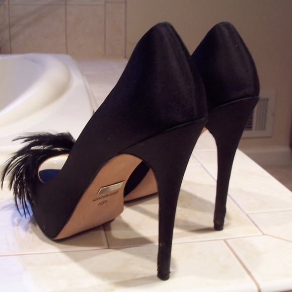 Badgley Mischka Black Satin Open Toe Pumps - Picture 2 of 7